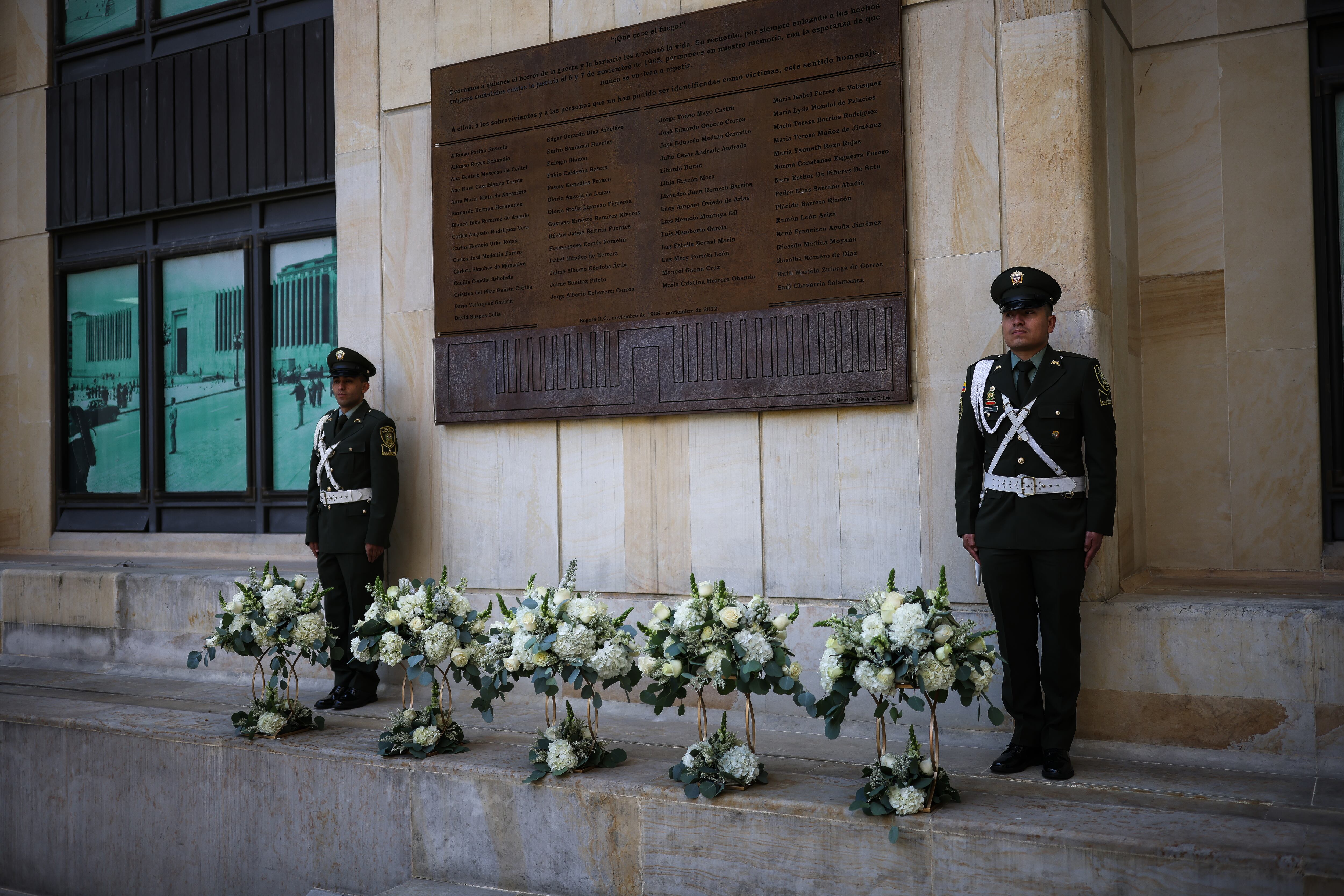 Actos conmemorativos del 40 aniversario del holocausto del Palacio de Justicia
Noviembre 7 de 2025
