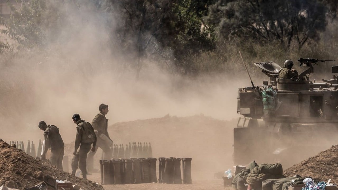 El ejército israelí se prepara para dar un golpe contundente a Hamás en la Franja de Gaza.