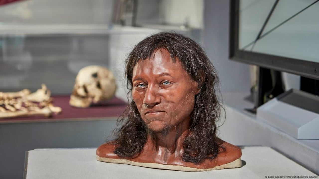 Los hermanos Kennis esculpieron cada músculo facial de esta figura milenaria.