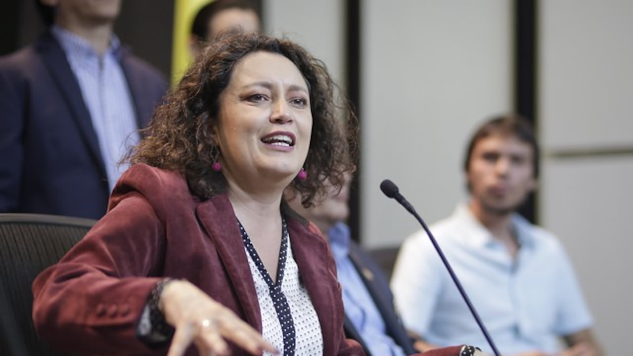 Angélica Lozano, senadora.