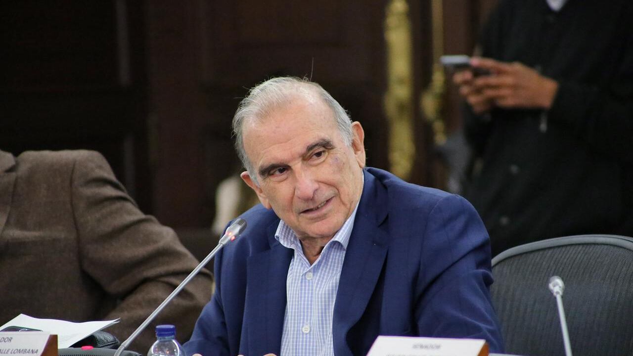 Humberto de la Calle. FOTO: Cortesía prensa Humberto de la Calle