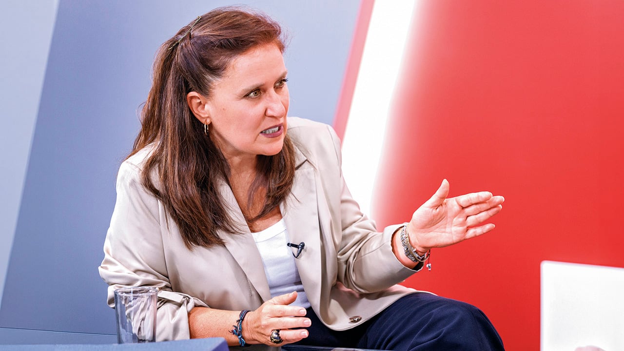 Eva Ferrer, exasesora del gobierno Petro, le reveló a SEMANA la presunta vinculación de Verónica Alcocer con actividades criminales.