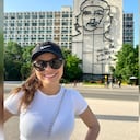 La senadora del Pacto Histórico fue duramente cuestionada por una fotografía que se tomó en La Habana, Cuba. A espaldas de la congresista se ve la imagen del Che Guevara.