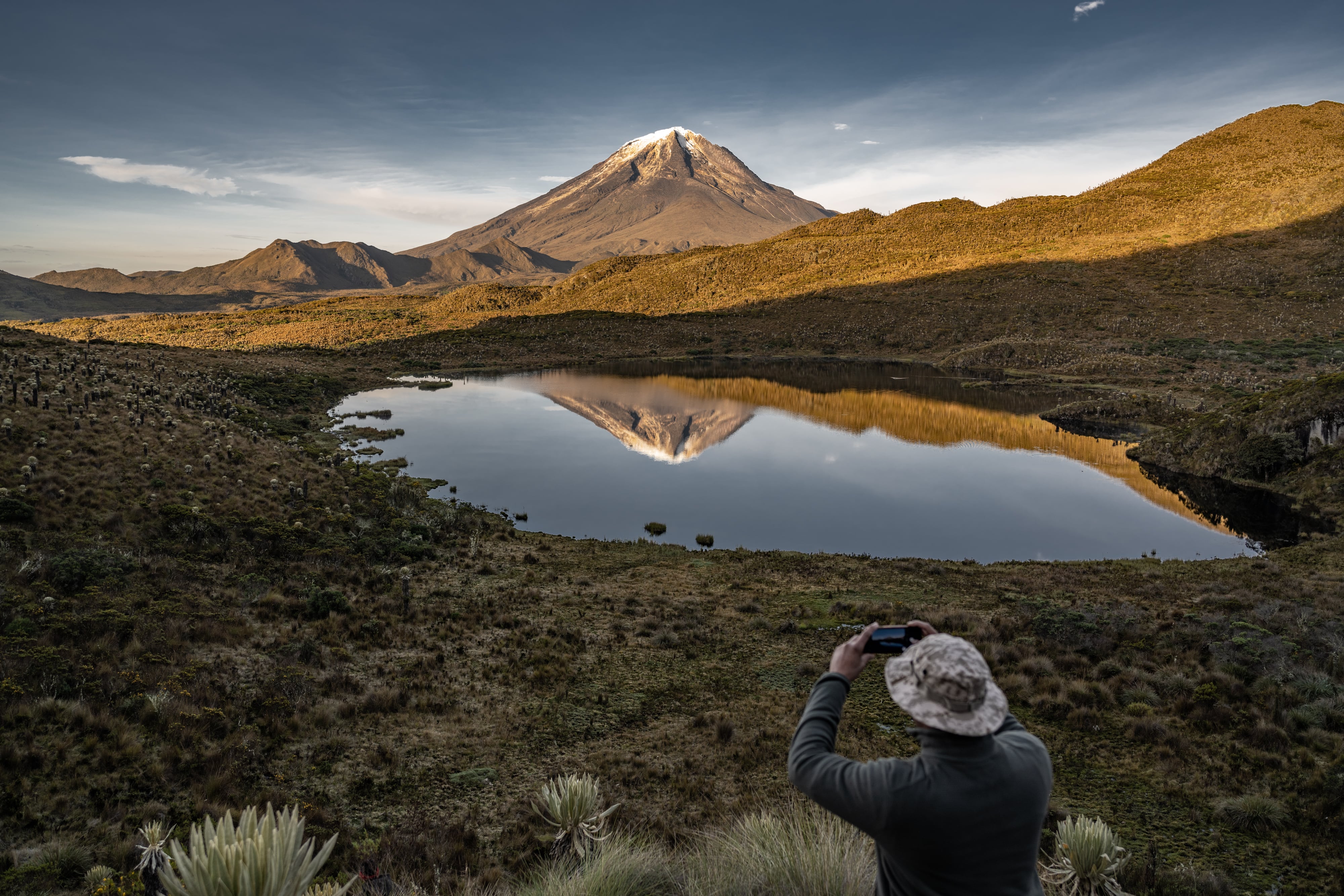 Nevado del Tolima, fotografiado por el embajador de Alemania, Peter Ptassek.