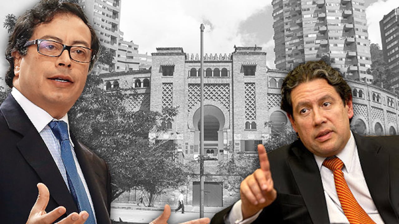 El alcalde Gustavo Petro (izq.) no acataría una sentencia de la Corte Constitucional que lo obligaría a reabrir la plaza de toros de Santamaría y cuya ponencia es del magistrado Mauricio González (der.)