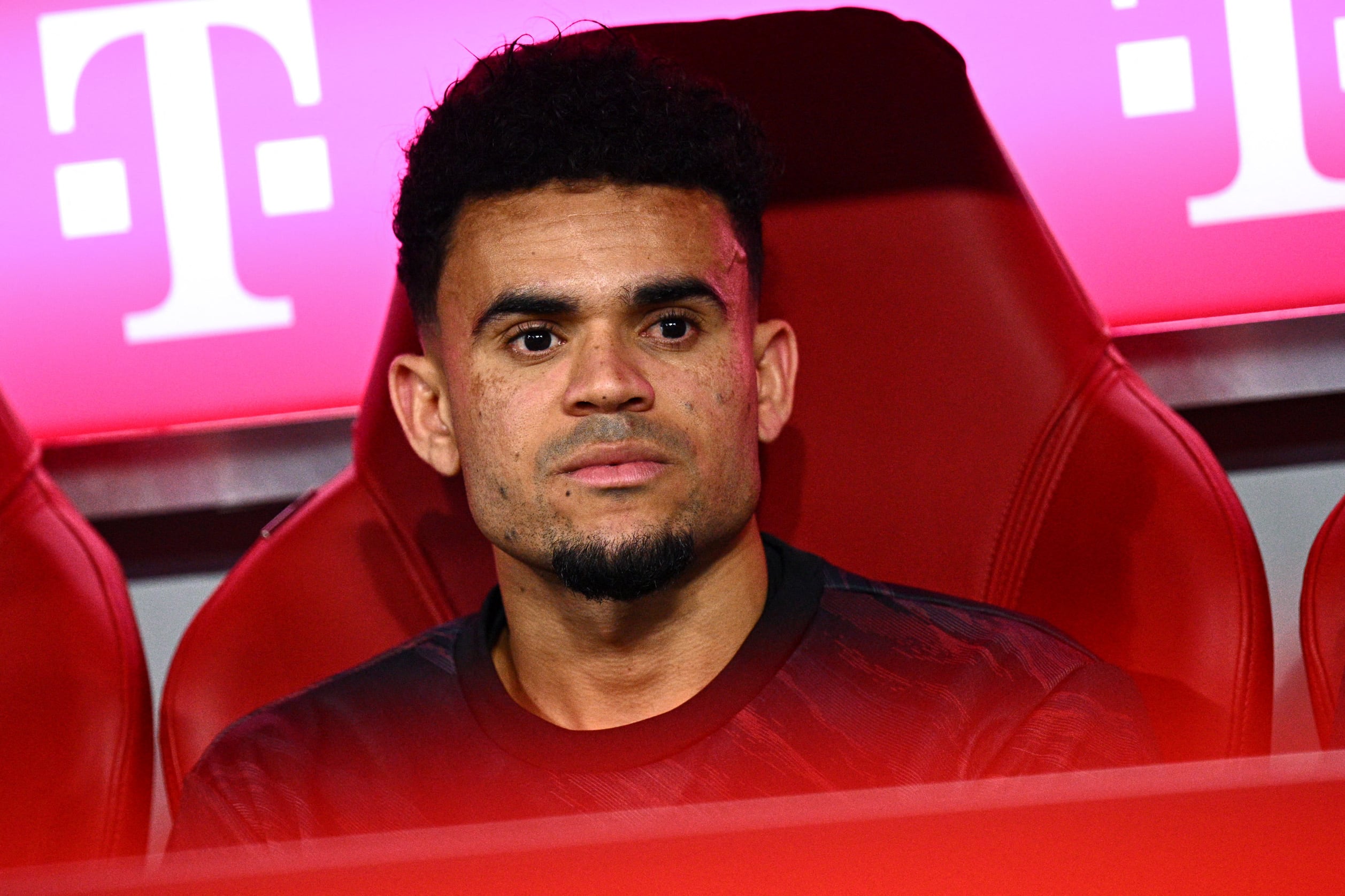01 November 2025, Bavaria, Munich: Soccer, Bundesliga, FC Bayern Munich - Bayer Leverkusen, Matchday 9, Allianz Arena, Luis D�az (Bayern Munich) sits on the bench at the start of the match. IMPORTANT NOTE: In accordance with the regulations of the DFL German Football League and the DFB German Football Association, it is prohibited to use or have used photographs taken in the stadium and/or of the match in the form of sequential images and/or video-like photo series. Photo: Tom Weller/dpa (Photo by Tom Weller / dpa Picture-Alliance via AFP)