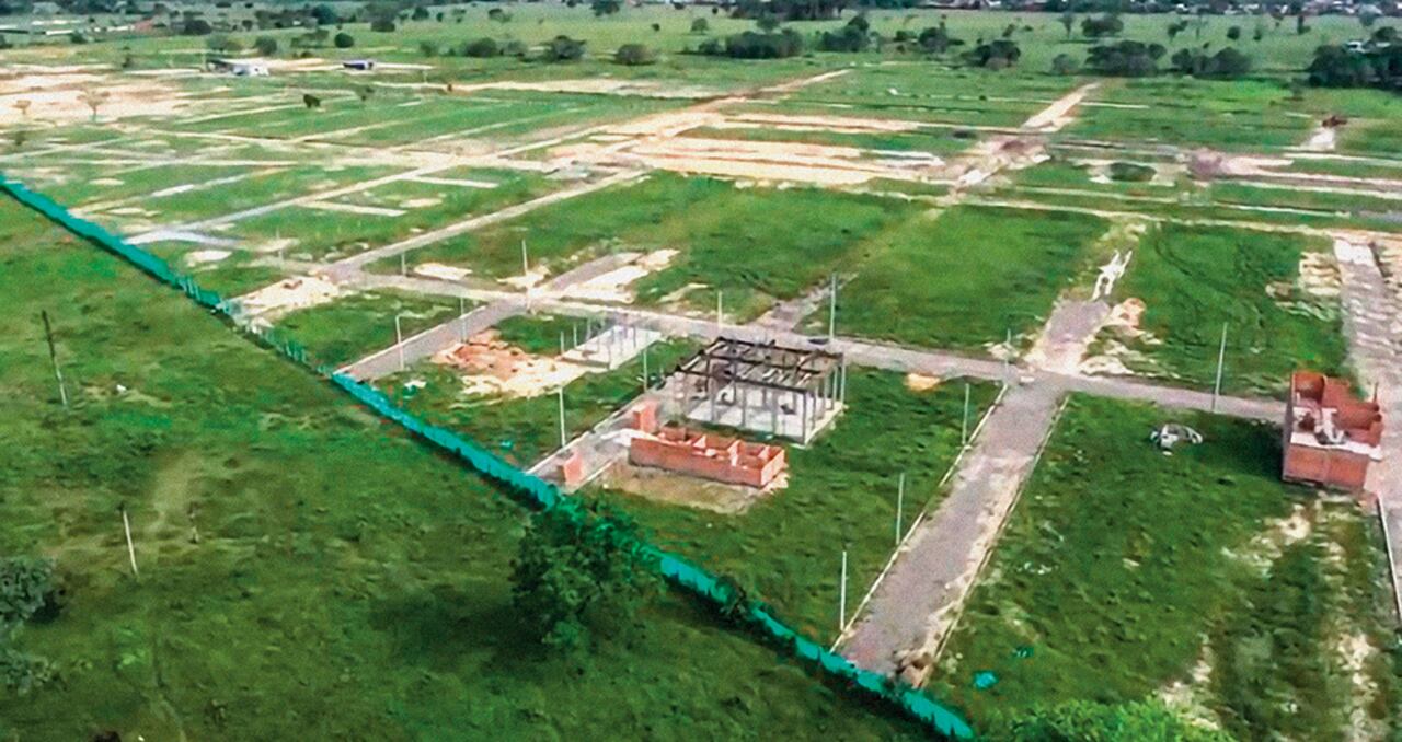 Por supuestamente permitir la urbanización ilegal de parte de la familia Ditterich, presuntos tierreros, son investigados el director de la ANT y exalcalde de Villavicencio, Juan Felipe Harman, y el actual alcalde, Alexánder Baquero.