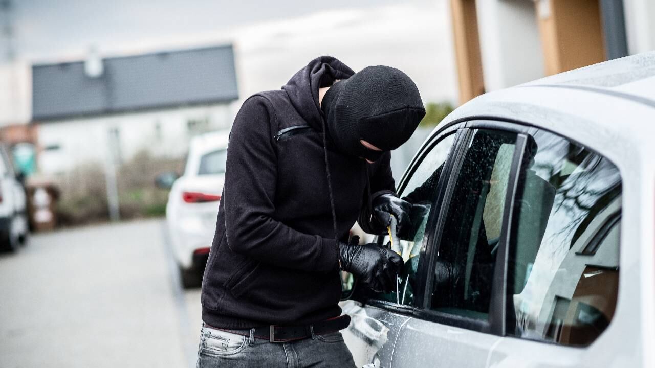 Los sospechosos salieron corriendo de la escena en cuestión de segundos (imagen de referencia).