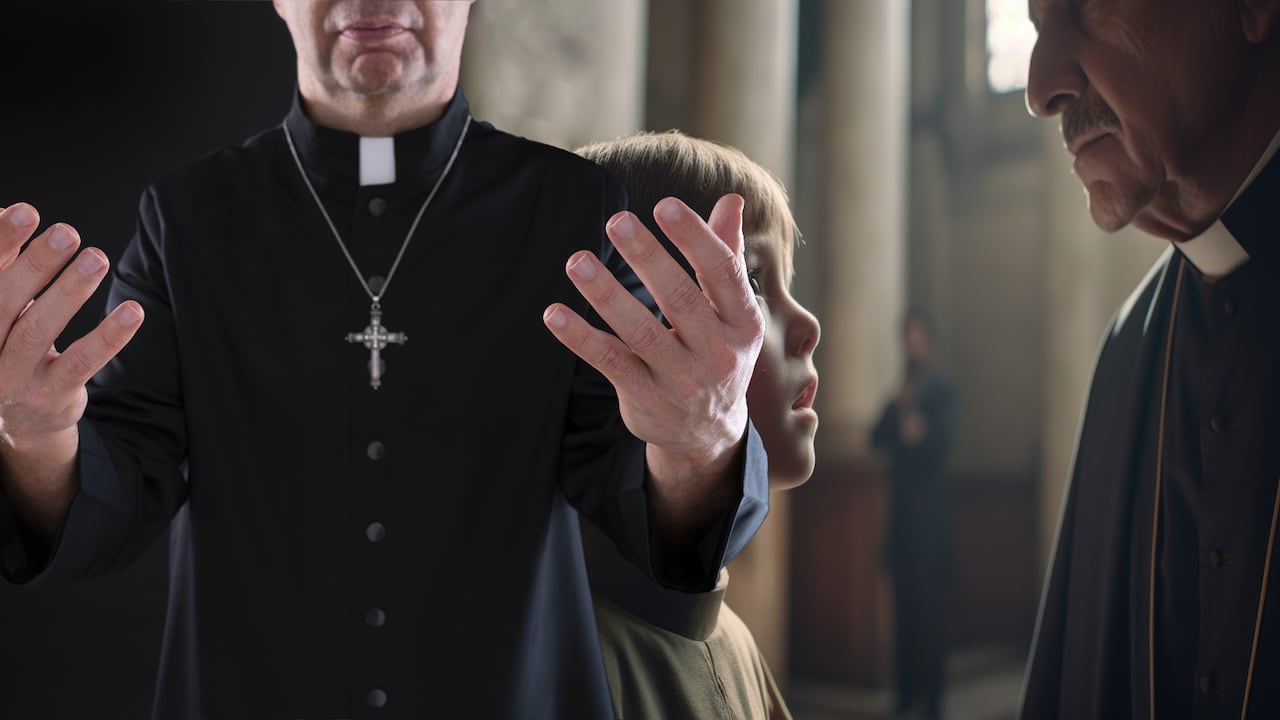 Condena a la Iglesia.