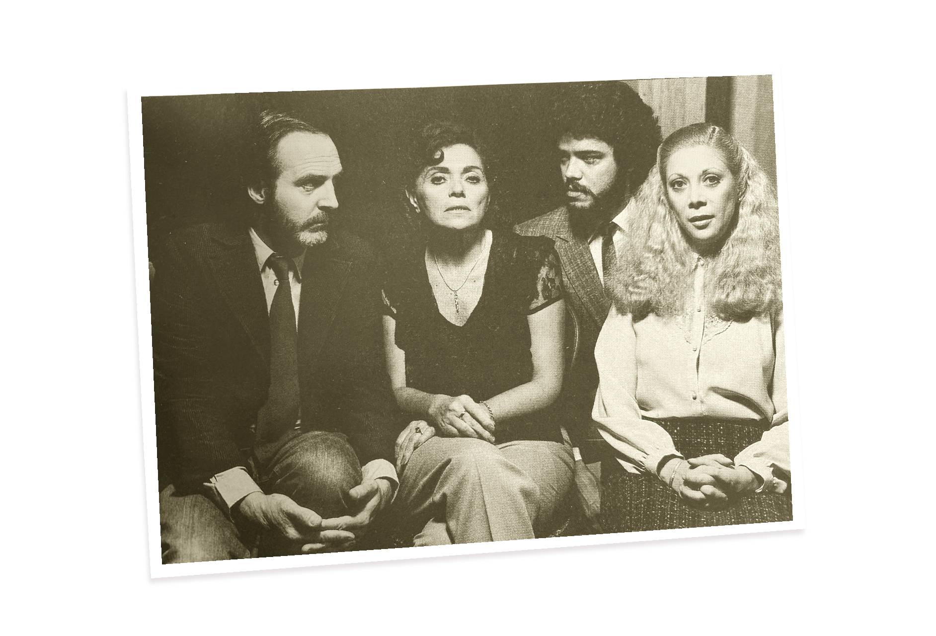 Kepa Amuchastegui, Fanny Mikey, Luis Eduardo Arango y Consuelo Luzardo en la obra de teatro 'Quién le teme a Virginia Wolf'.