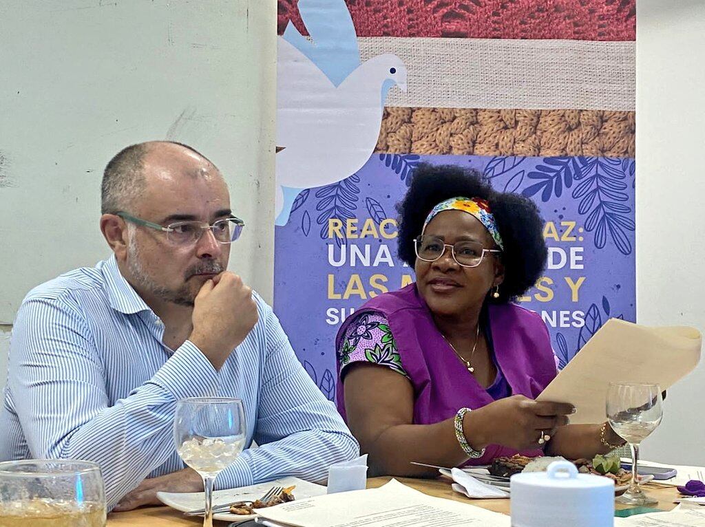 Twitter: @GBertrand_UE