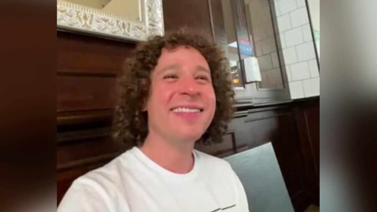Instagram: @luisitocomunica
