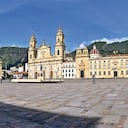 La posesión de Petro costará más de 3.000 millones de pesos y se espera que en Bogotá 100.000 personas sigan el acto en la plaza de Bolívar y en las vías aledañas.