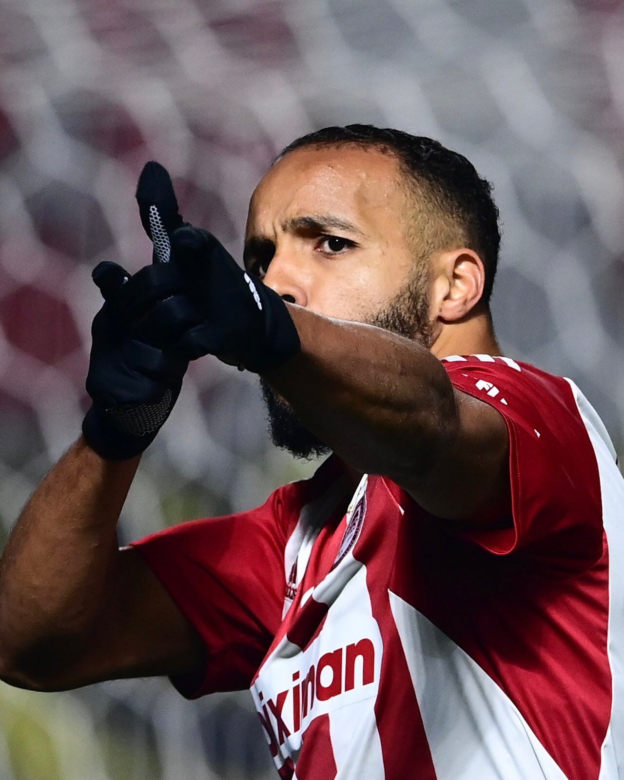 El Arabi entró también al segundo tiempo