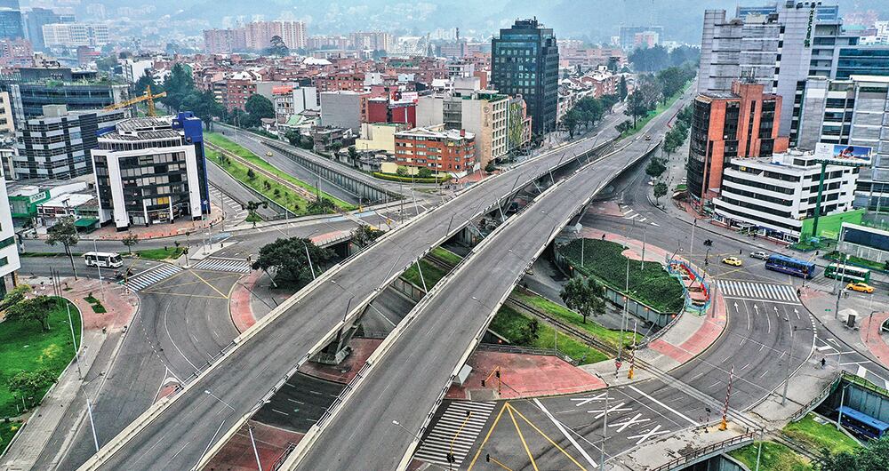 En cuestión de días, Bogotá quedó totalmente desierta por la pandemia.