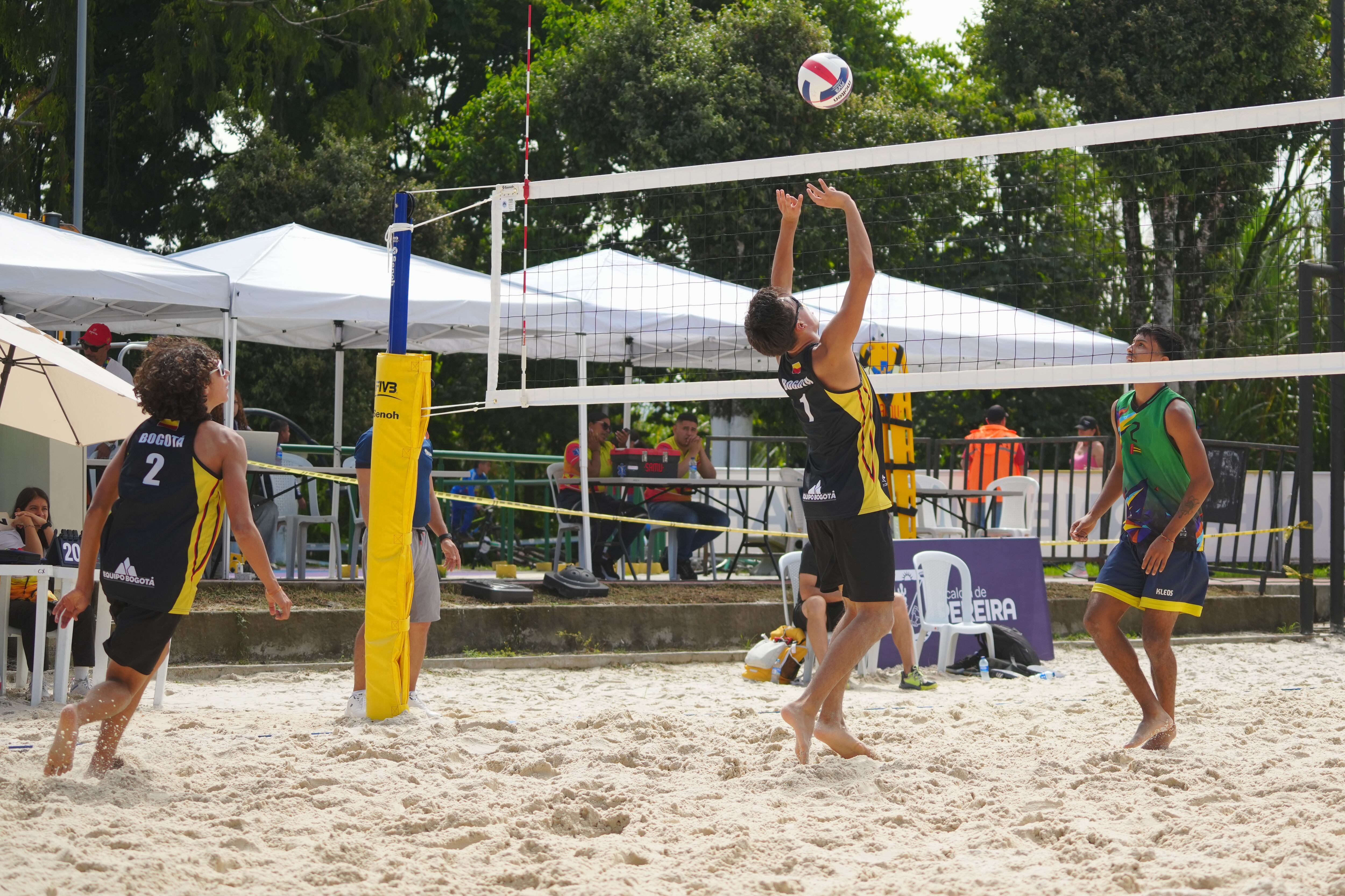 El IDRD se puso en contacto con las ligas de judo, voleibol, baloncesto, lucha, karate y ajedrez, con el fin de explicar el estado actual del proyecto UDS.