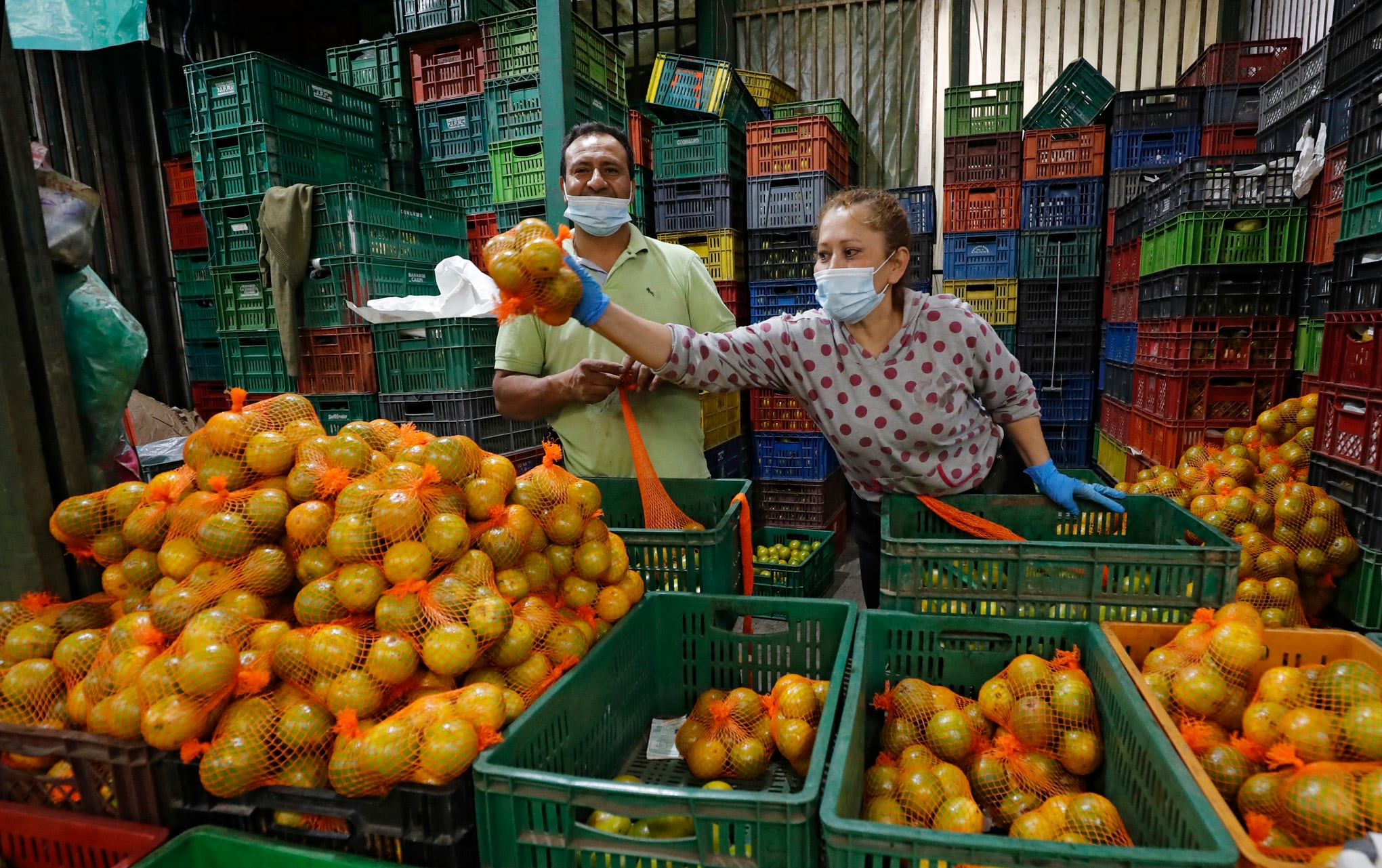 Central de Abastos de Bogotá CORABASTOS
Venta de frutas y verdura
canasta familiar alimentos
Marzo 30 del 2021
Foto Guillermo Torres Reina / Semana