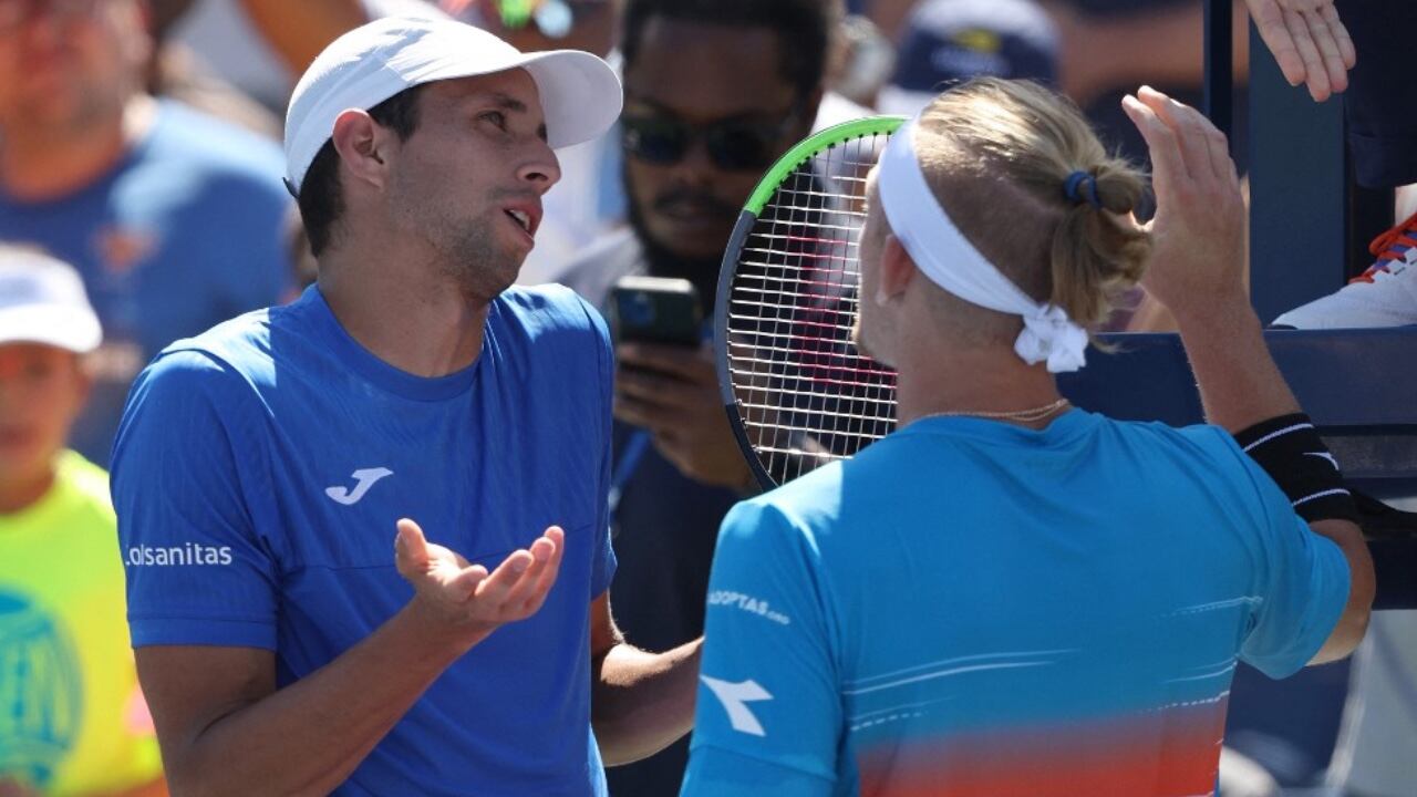 Momento en el que Daniel Galán le reclama a Davidovich en el partido de tercera ronda del US Open 2022