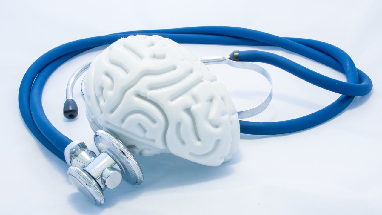 La alimentación es un factor fundamental para mantener una buena salud cerebral.