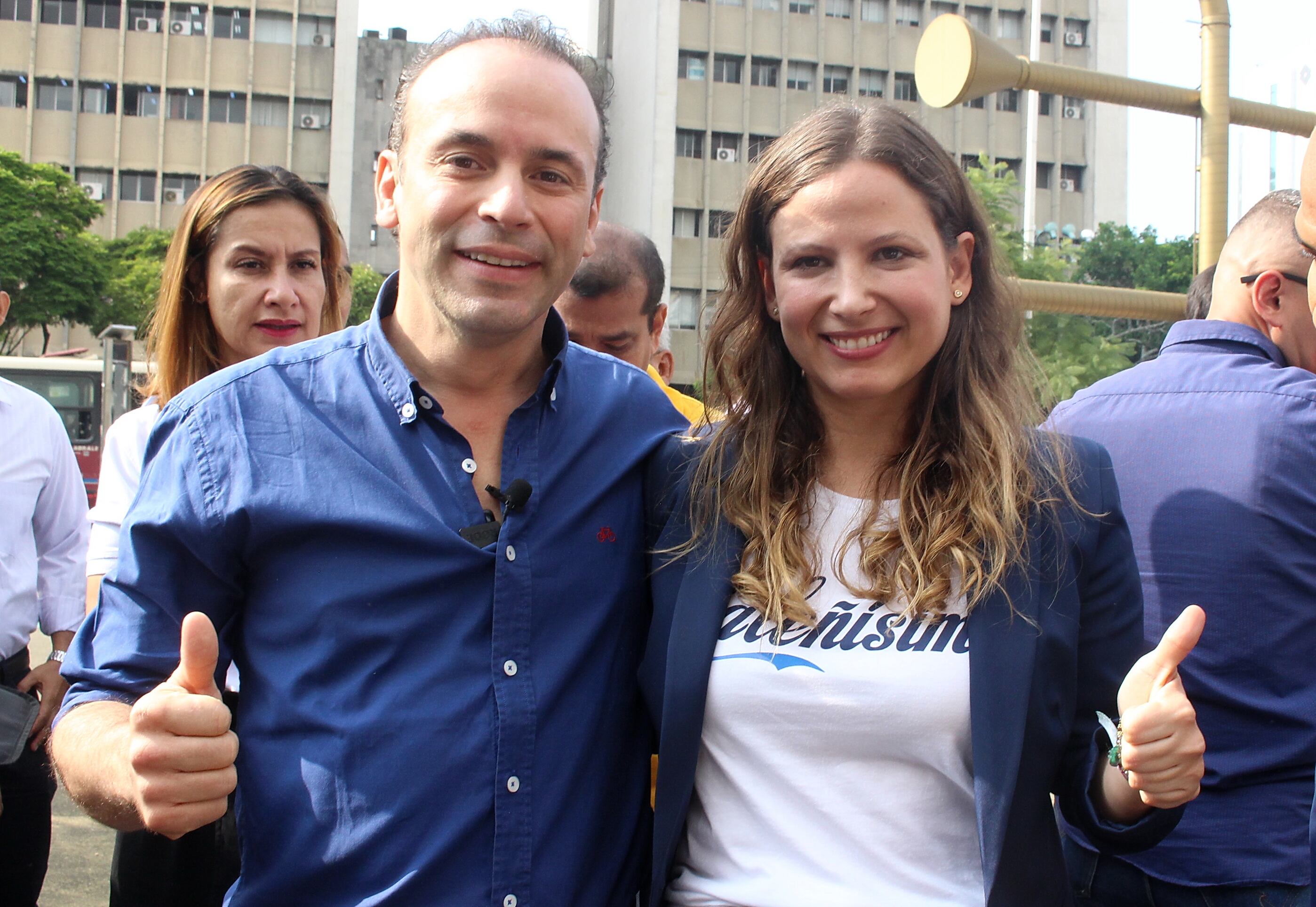 Adhesión de Diana Roja a la candidatura de Alejandro Eder para la alcaldía de Cali.