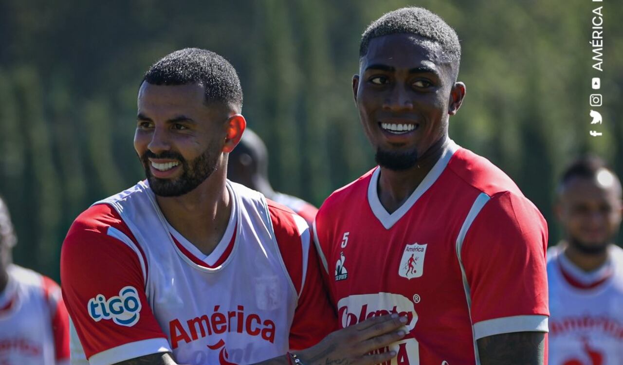 Edwin Cardona trabajó a la par de sus compañeros en América de Cali.