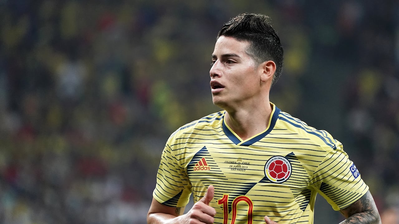 SAO PAULO, BRAZIL - JUNE 28: James Rodriguez of Colombia looks on during the Copa America Brazil 2019 quarterfinal match between Colombia and Chile at Arena Corinthians on June 28, 2019 in Sao Paulo, Brazil. (Photo by Koji Watanabe/Getty Images)