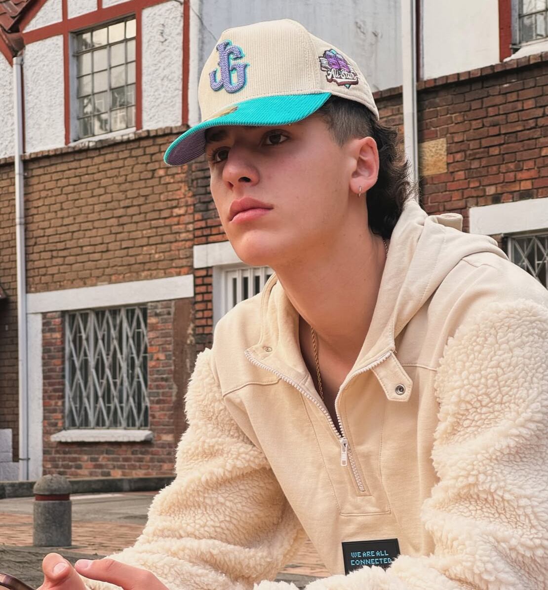 SAI reveló en su SEMANA cómo fue su experiencia firmando con una de las disqueras más grandes a nivel mundial.