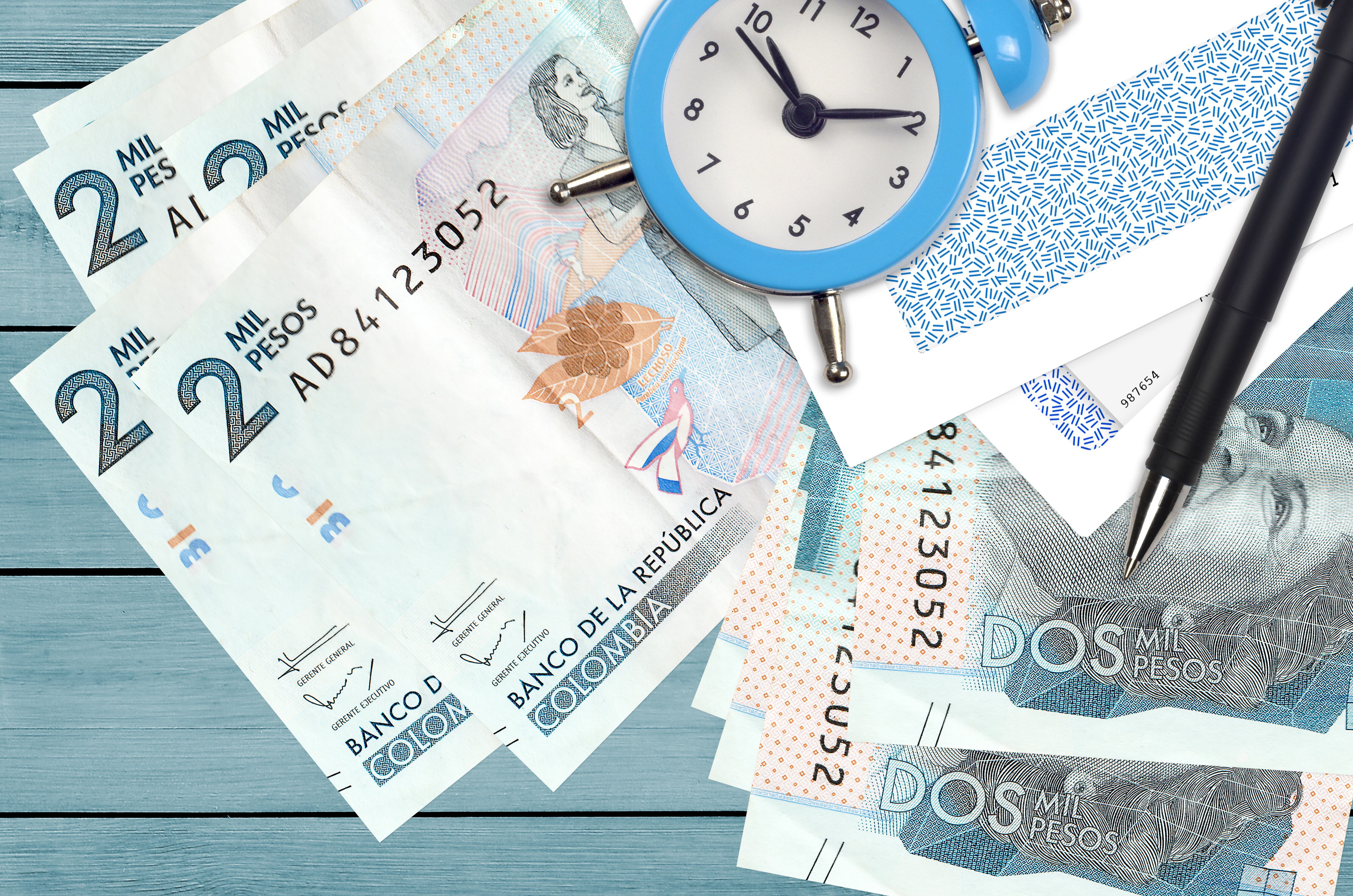 déficit dinero Colombia