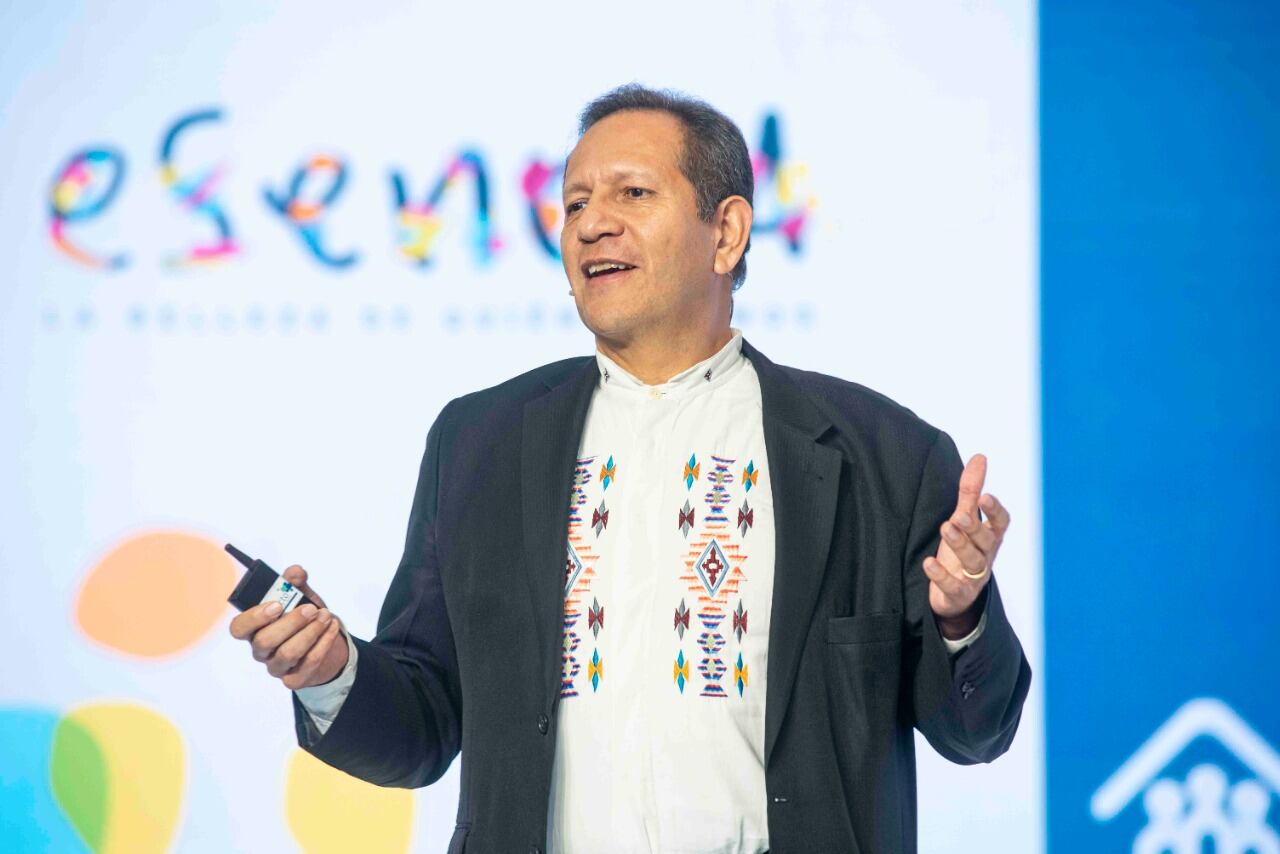 Luis Guillermo Pérez, superintendente del subsidio familiar.