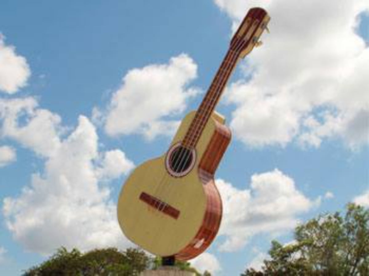 Monumento de la Bandola