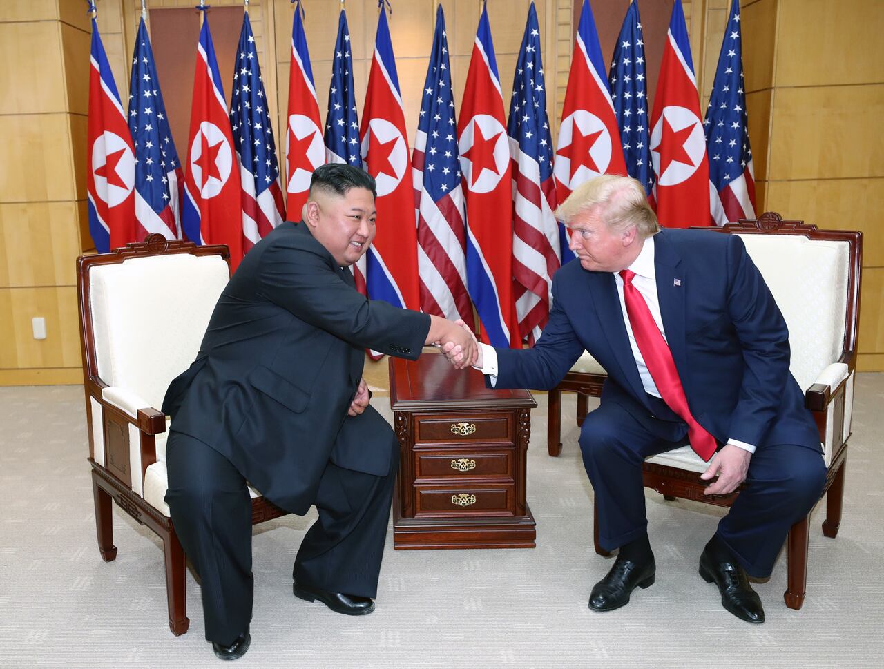 Donald Trump junto a Kim Jong-un en Corea del Norte en 2019