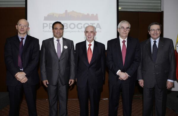 Alejandro Santos, Luis Guillermo Plata, José Alejandro Cortés, Carlos Enrique Moreno y Pedro Navas.