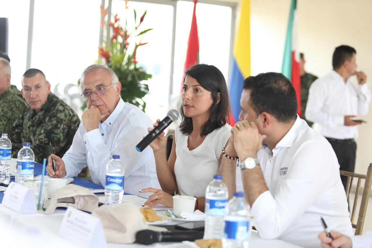 La ministra también anunció que se ampliará en 7,5% el cupo de la gasolina subsidiada para esta región.