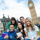 Dominar el inglés se ha convertido en requisito para escalar laboralmente. Getty.