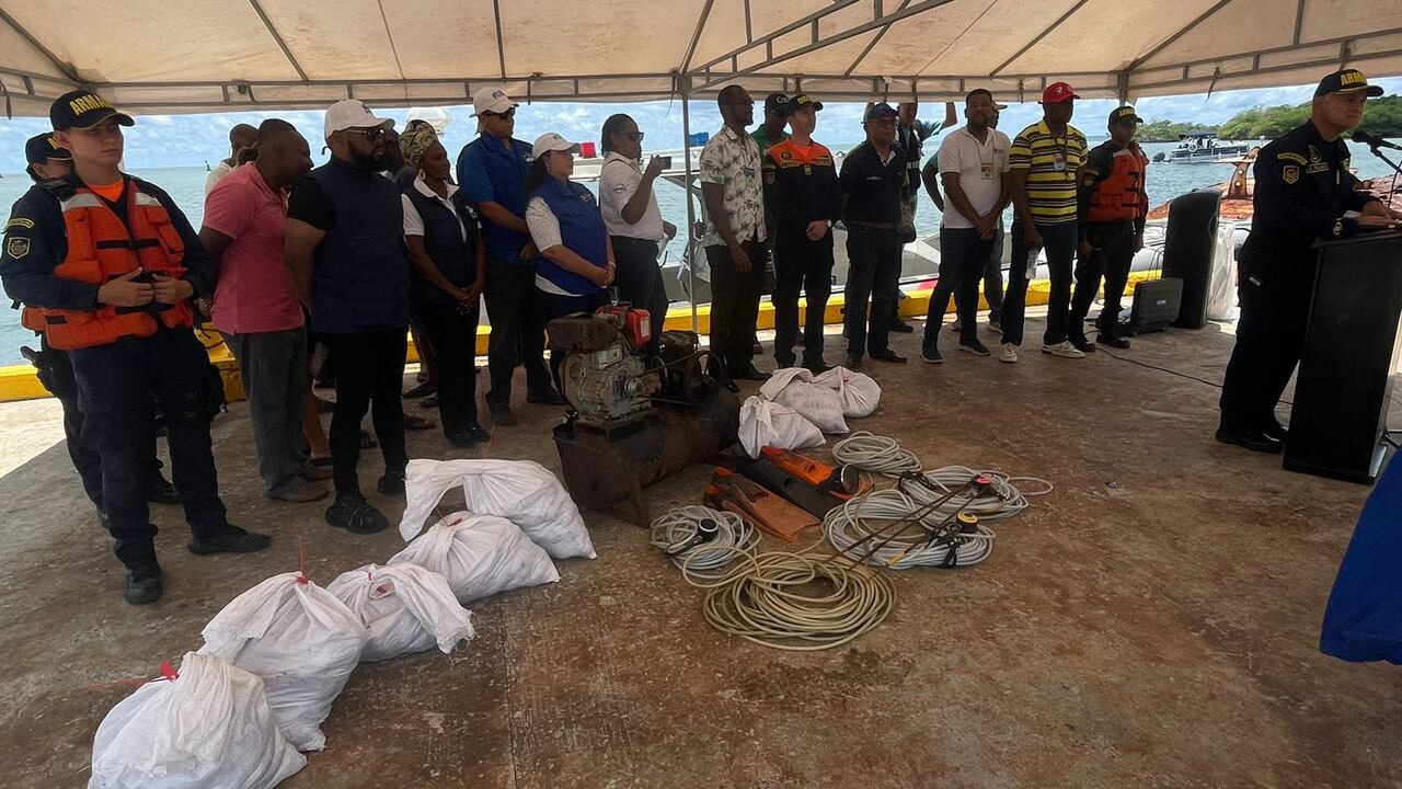 Armada de Colombia incauta 159 kilogramos de langosta en operativo contra pesca ilegal