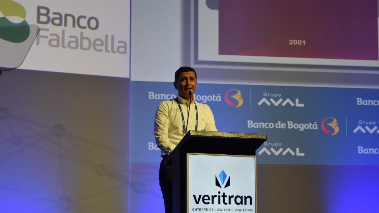 Jorge Castaño, superintendente financiero de Colombia