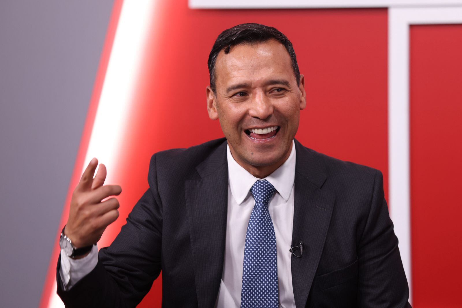 Pedro Sánchez, ministro de Defensa