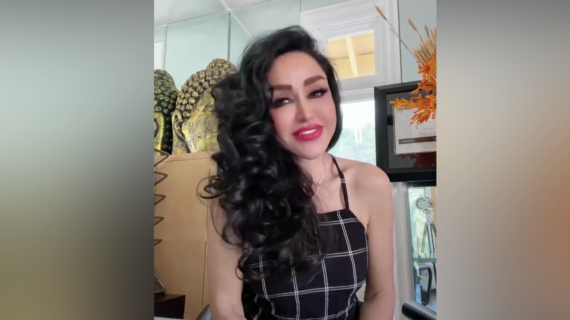 Imagen de IG @persianmedium