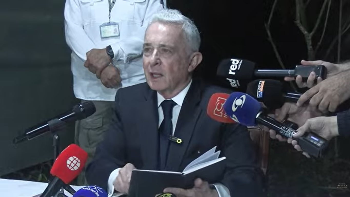 El expresidente Álvaro Uribe Vélez se pronunció después de la decisión del Tribunal Superior de Bogotá que lo absolvió en segunda instancia.