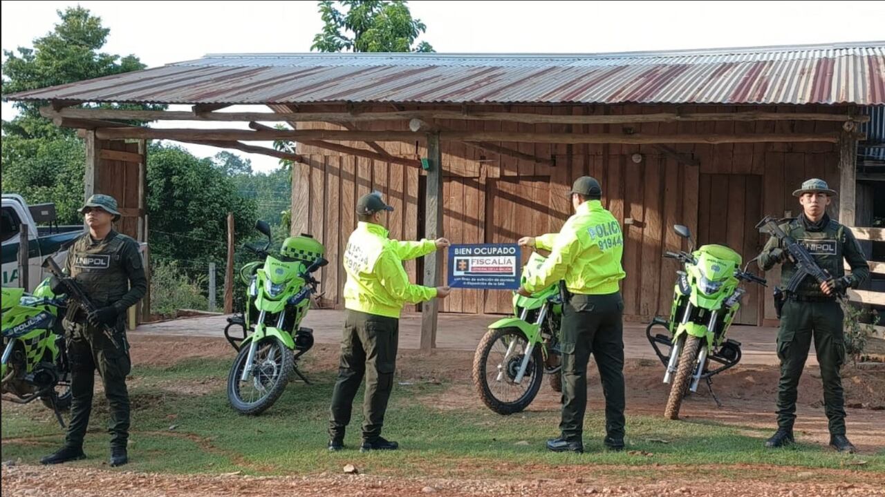 Entre los bienes incautados hay dos fincas ganaderas.