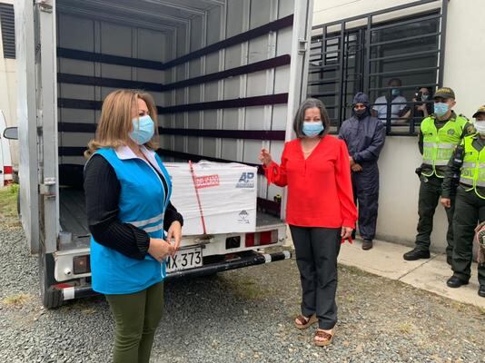 Vacunas llegaron a Cali