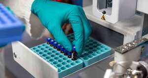 De otra parte, en una iniciativa independiente, Agbar ha desarrollado una monitorización de las aguas residuales en Catalunya para cuantificar la presencia del virus Sars-Cov-2 y "anticipar la aparición de posibles nuevos brotes" de coronavirus en la población, según un comunicado de la compañía.