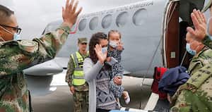 El Ejército se conmovió con la historia de Katherym y la trasladó a Barranquilla, donde iniciará un nuevo tratamiento médico.