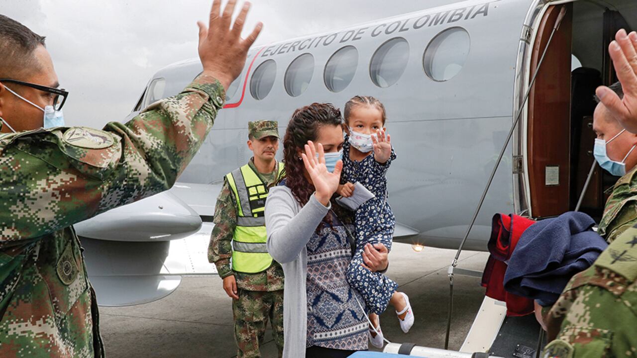 El Ejército se conmovió con la historia de Katherym y la trasladó a Barranquilla, donde iniciará un nuevo tratamiento médico.