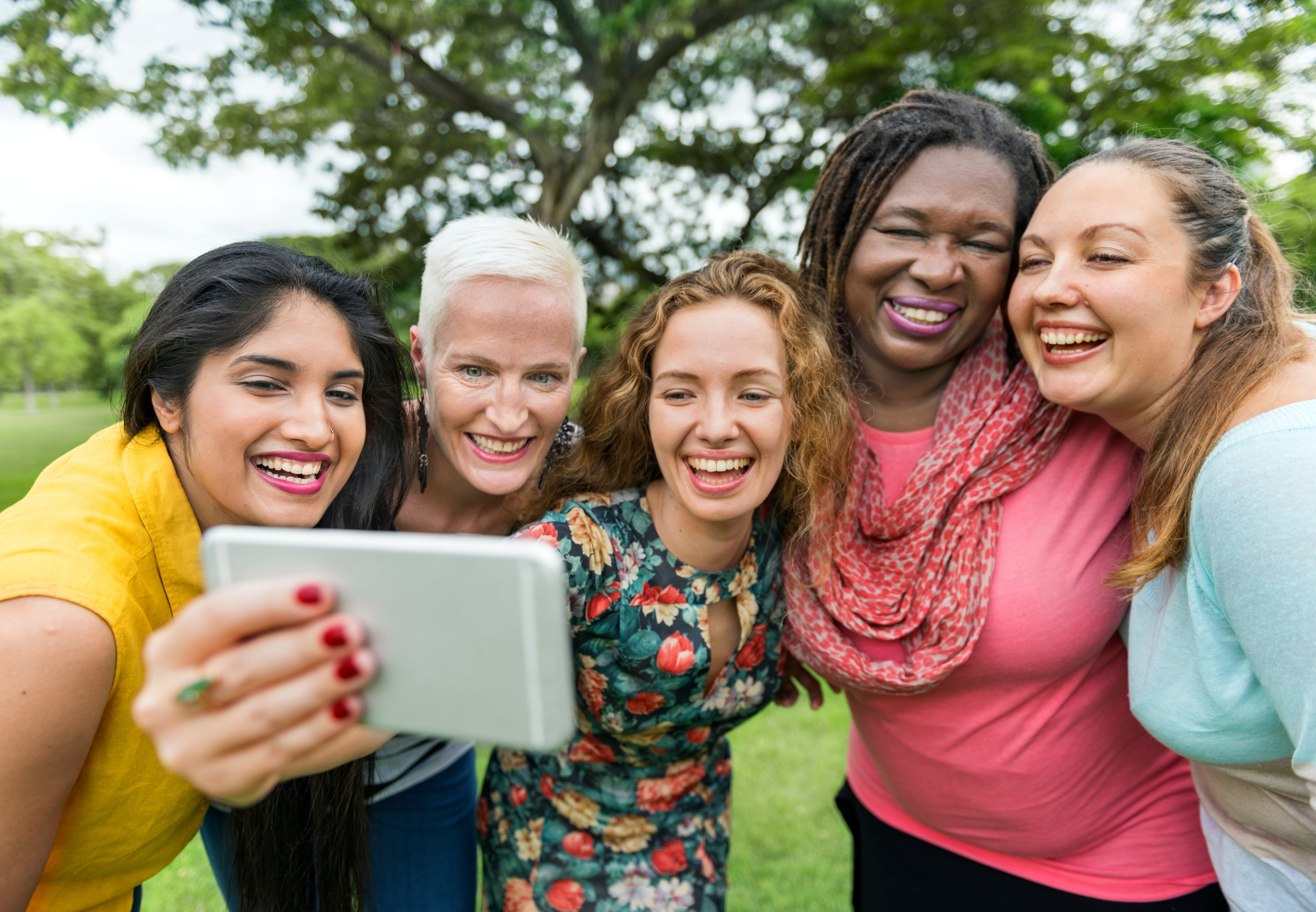 El legado femenino ha sido una fuerza impulsora en la lucha por la igualdad y el desarrollo sostenible.
