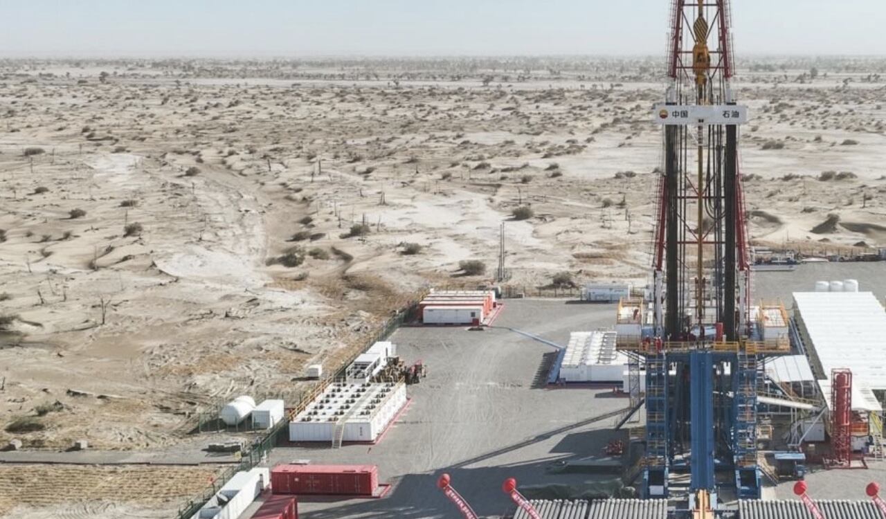 Perforar un pozo de más de 10.000 metros de profundidad es un intento audaz de explorar el territorio desconocido de la Tierra afirmaron quienes hacen esta perforación