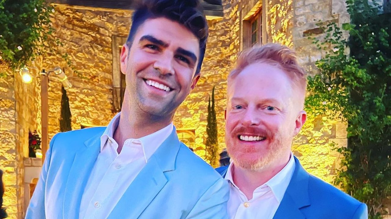 Jesse Tyler Ferguson y su esposo son padres por segunda vez. Foto: Instagram @jessetyler.