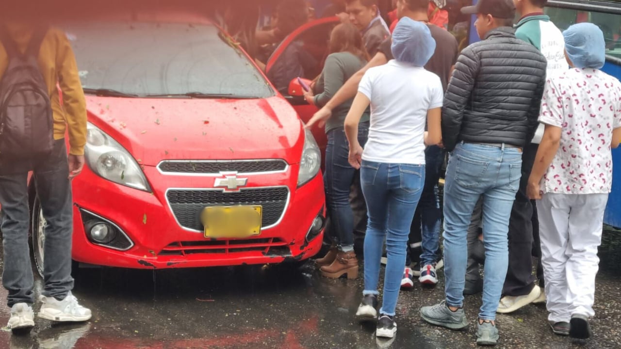 El intento de atraco se produjo cerca de un centro comercial de Bogotá.