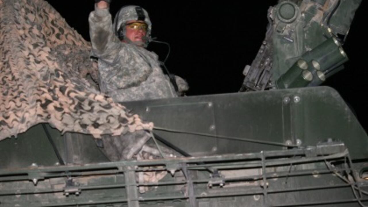 El convoy comenzó a cruzar la frontera hacia Kuwait en las primeras horas de este jueves.