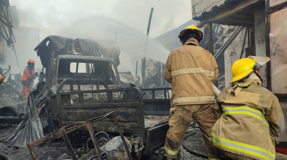 Incendio en el municipio de Apartadó este sábado, 3 de junio.